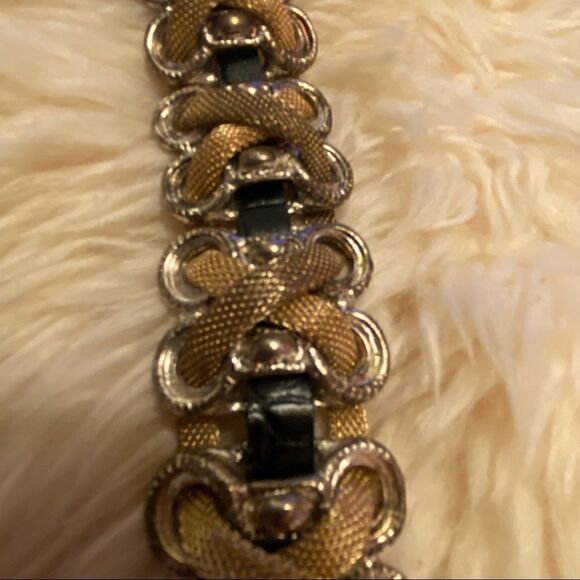 Belt with gold lace up accent - Picture 5 of 6